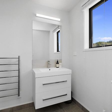Whitby Townhouse Villa Porirua Kültér fotó