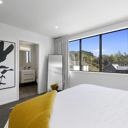 Whitby Townhouse Villa Porirua Kültér fotó