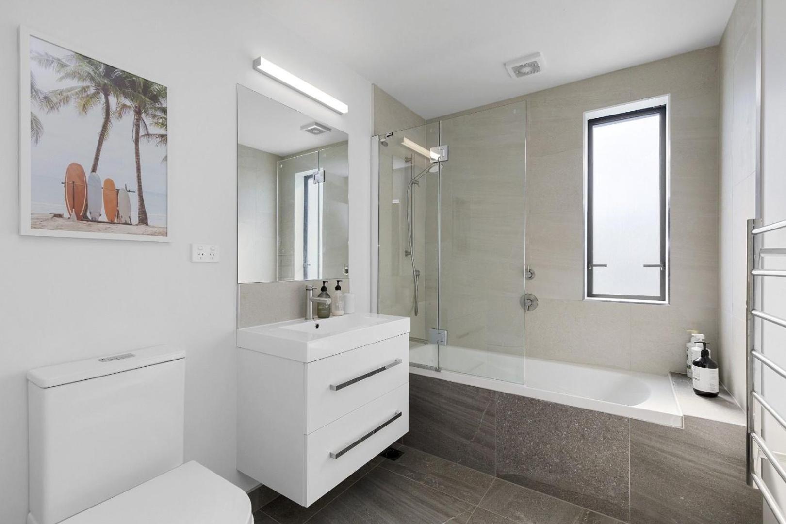 Whitby Townhouse Villa Porirua Kültér fotó