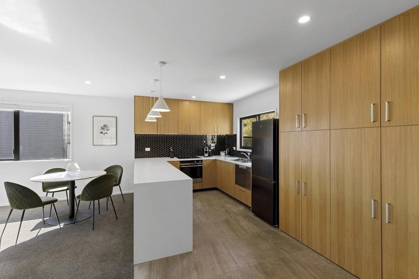 Whitby Townhouse Villa Porirua Kültér fotó